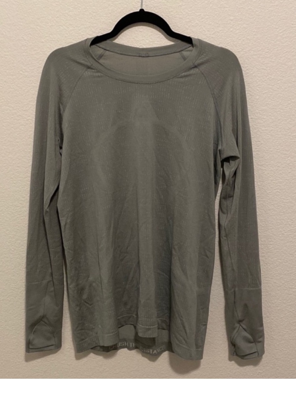 Lululemon woman’s swiftly long sleeve shirt